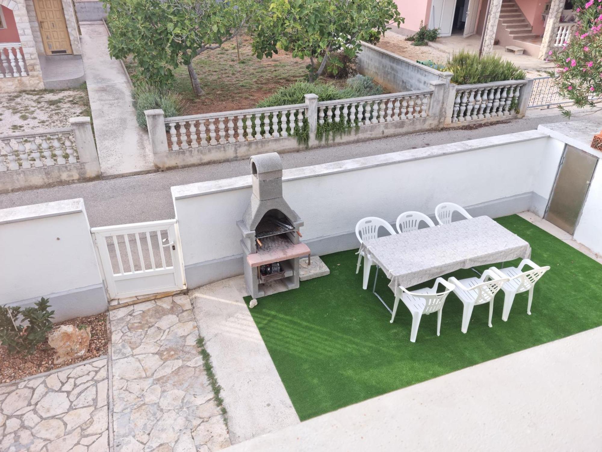 Emi 1 Apartment Vir Dış mekan fotoğraf